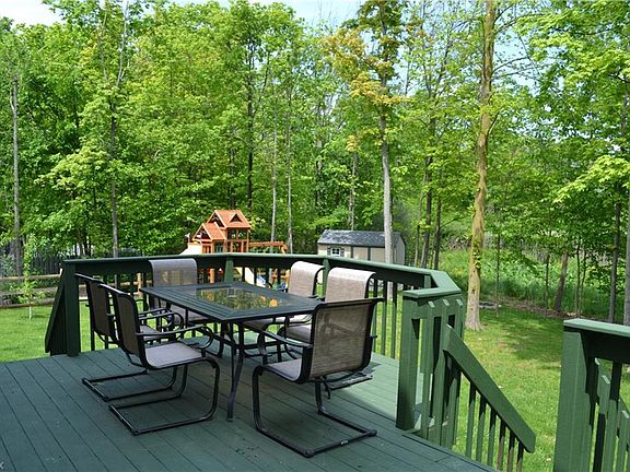 4th image of 5033 Rock Maple Dr