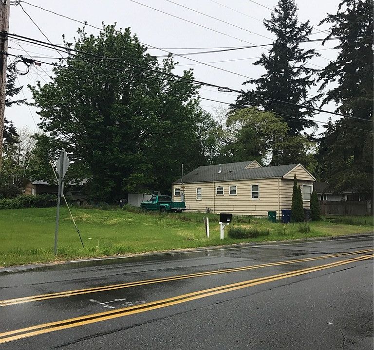 1st image of 12405 NE 90th St