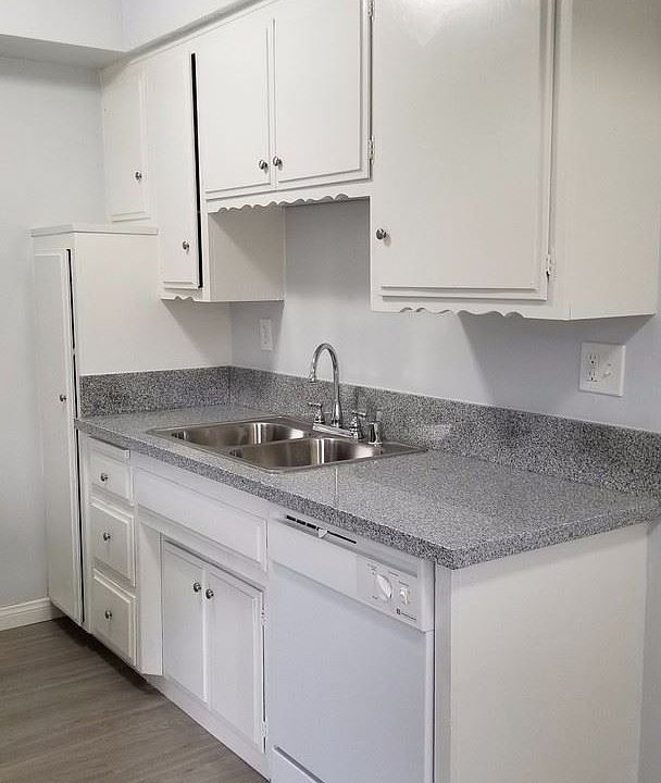 1st image of 409 N Marguerita Ave APT 6