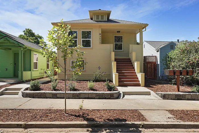 3634 6th Ave — Photo 3