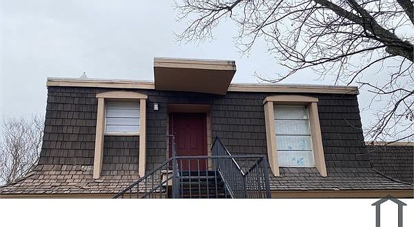 1st image of 1318 Gardina St #18