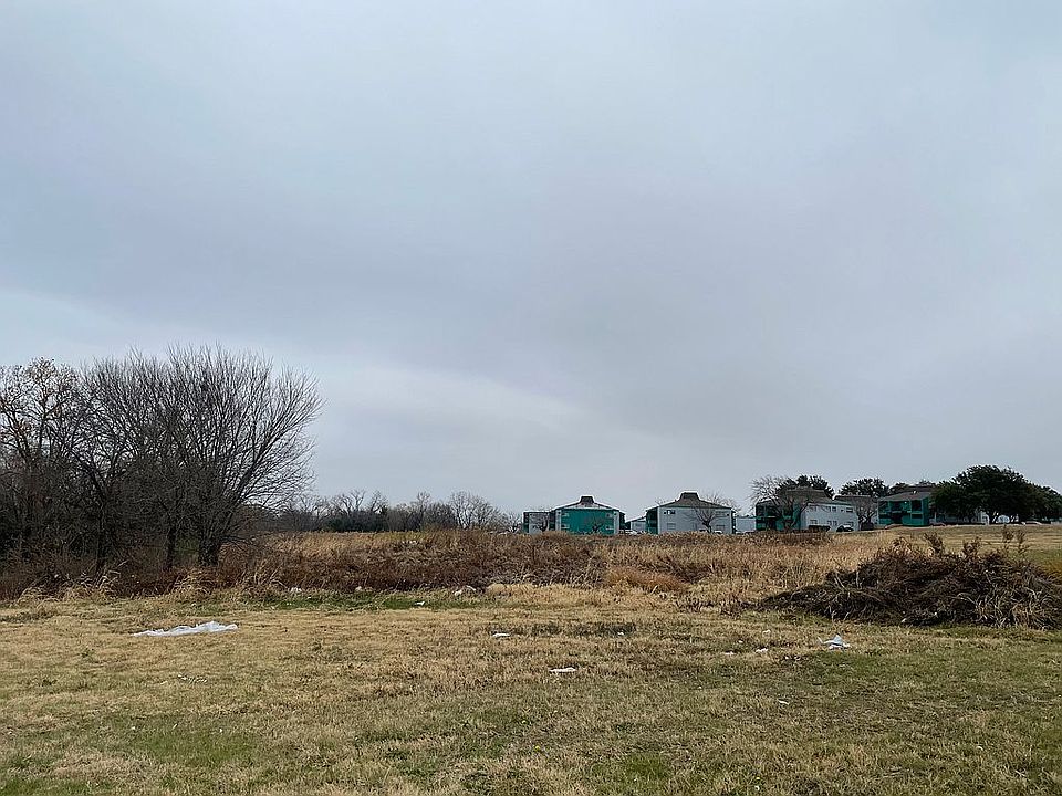 1st image of 1401 S Watson Rd