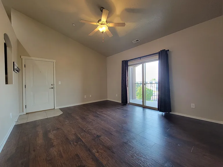 223 E Jordan Ridge Blvd #109 — Photo 12