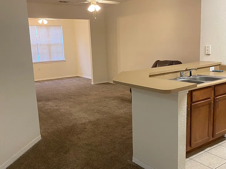 8225 Claire Ann Dr — Photo 9
