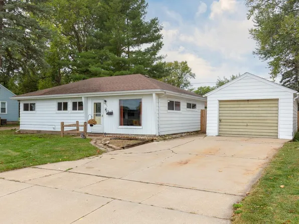 640 Maxwell St, Waterloo, IA 50701