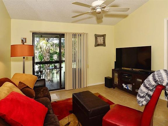 5th image of 4036 Crockers Lake Blvd #22