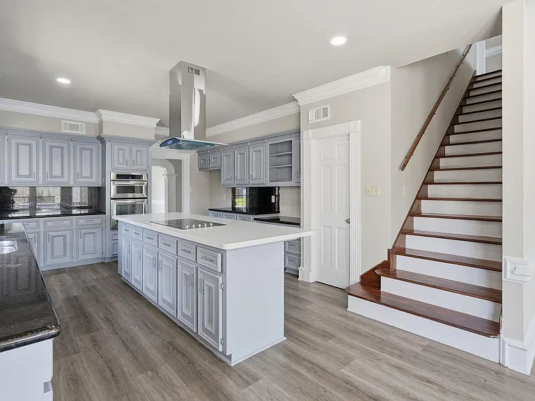 7611 Naremore Dr — Photo 13