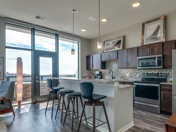 High Pointe Apartments