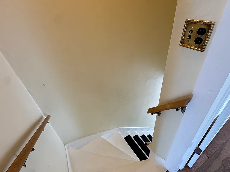 312 Taos St #312 — Photo 13