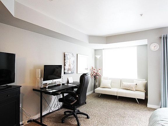 3rd image of 108 5th Ave S Unit 514
