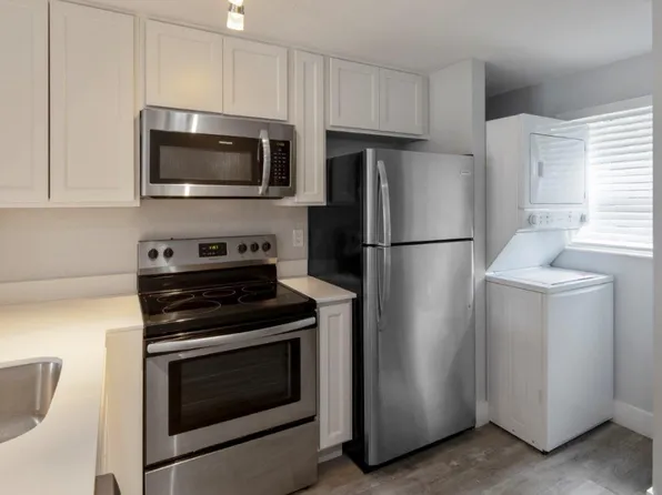 Atlantic Townhomes, 304 E 57th Avenue Dr #A4abc2098, Bradenton, FL 34203