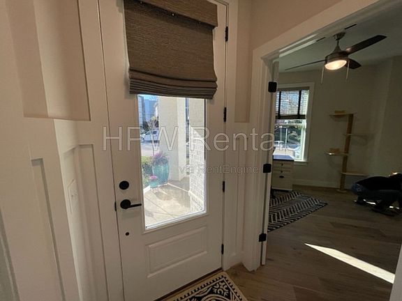 3rd image of 400 Bryan Pointe Dr #101