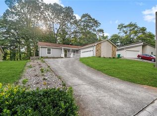 1181 Mannbrook Dr, Stone Mountain, GA 30083