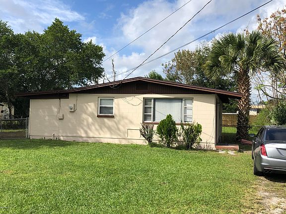 2nd image of 333 Linden Ln