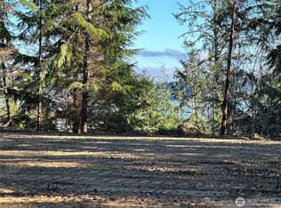 20520 Sandridge Rd, Ocean Park, WA 98640