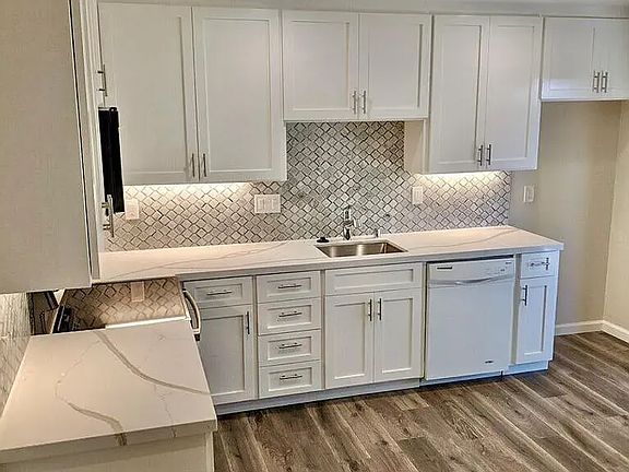 4th image of 2983 & 2985 Ross Ave #2983