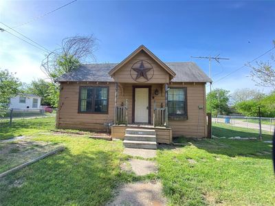 211 W Weaver Ave, Alvarado, TX, 76009