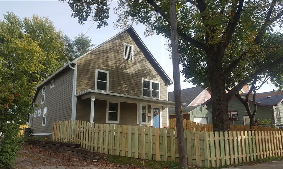 2nd image of 1549 Ringgold Ave