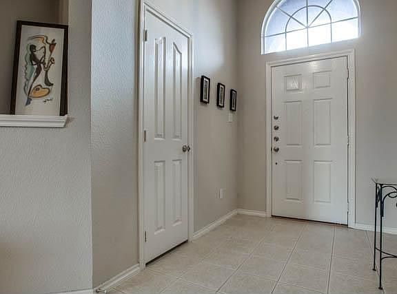 4th image of 3501 Varden St