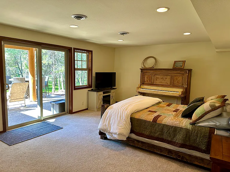 17027 Pasadena Rd — Photo 42