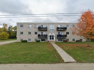 308 7th St, Collingwood, ON L9Y 2B3
