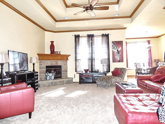 4th image of 10304 Ashford Dr