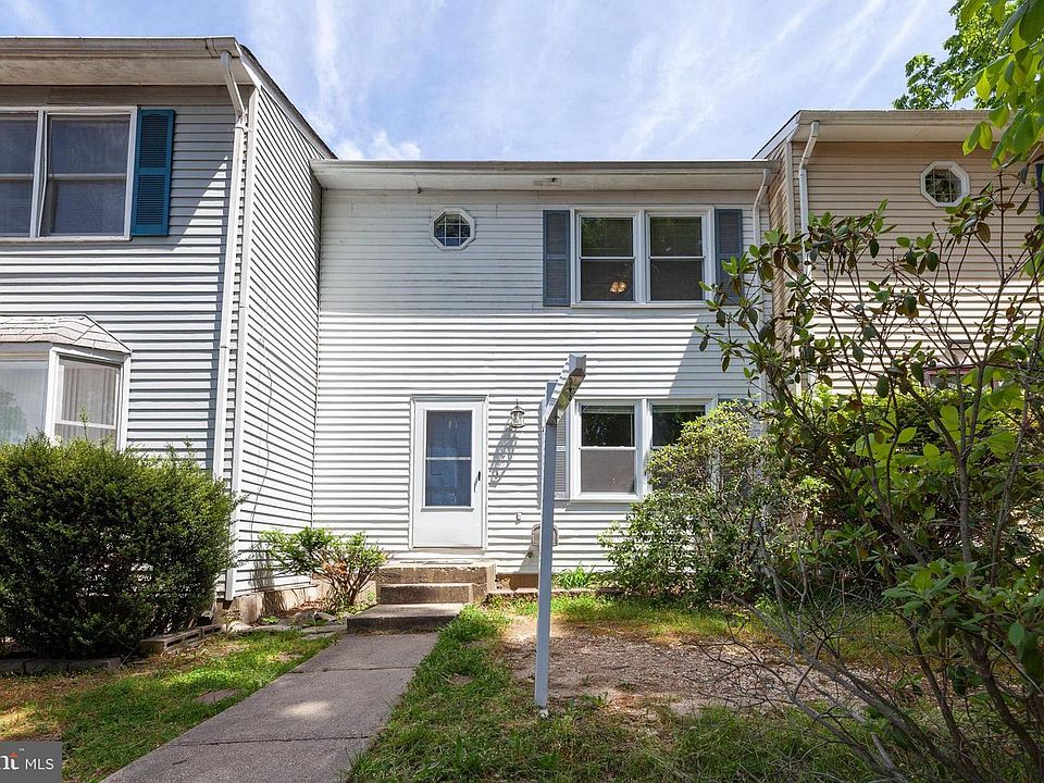 1st image of 107 Austin Ct