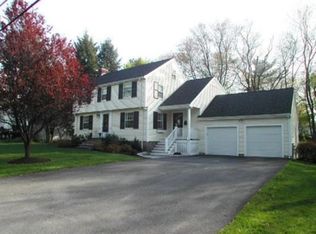 10 Sprague Rd, Wellesley, MA 02481