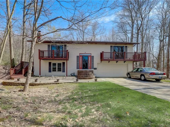 1024 Shepard Hills Blvd, Macedonia, OH 44056