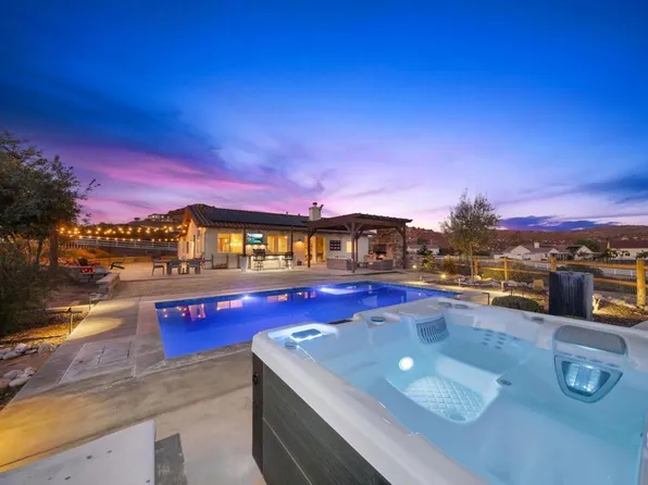 2731 Ortega Rd, Ramona, CA 92065