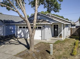 2466 S Alpine St, Cornelius, OR 97113