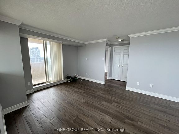 4th image of 400 Webb Dr #2103