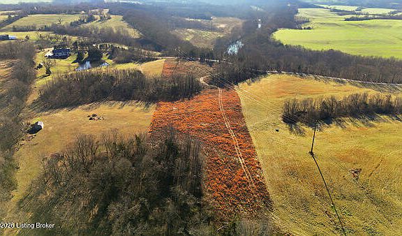 2nd image of 2L Yoder Tipton Rd