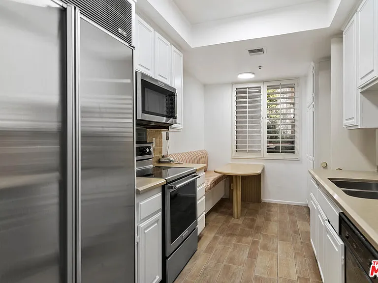 2131 Century Park Ln #118 — Photo 20