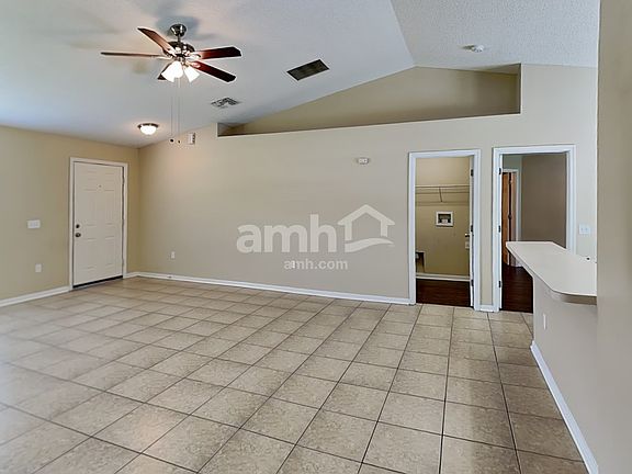 4th image of 128 Redwing Ct