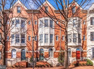 618 N Pitt St, Alexandria, VA 22314