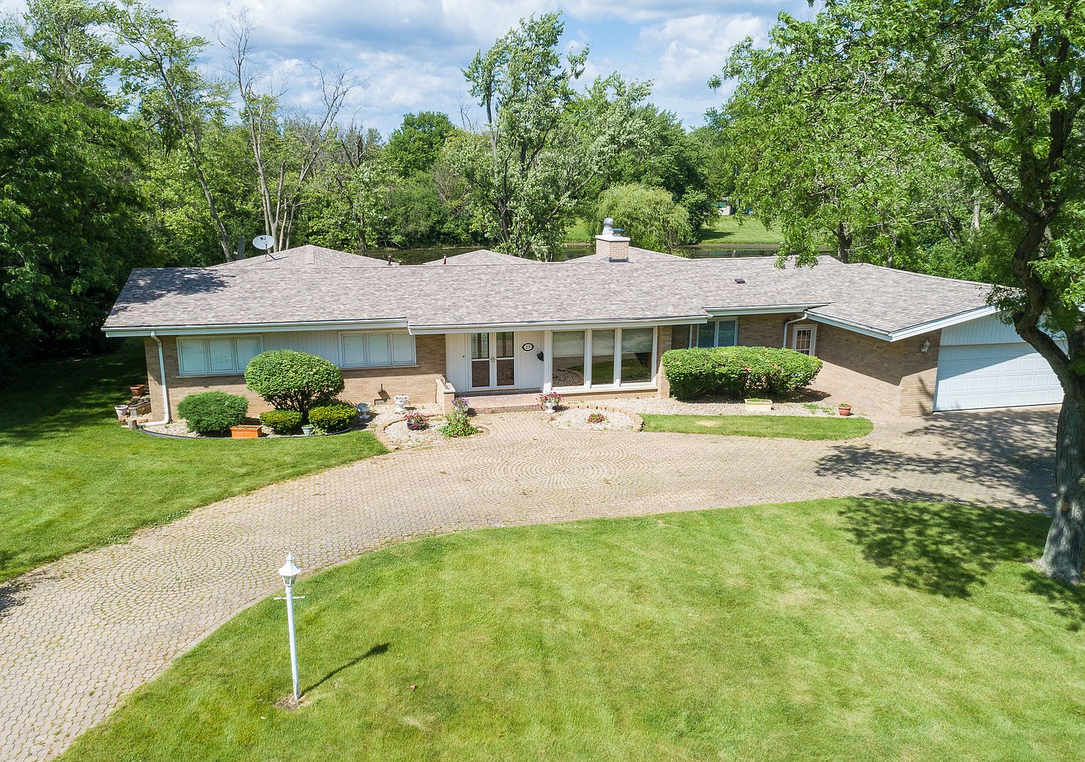 25 Graymoor Ln, Olympia Fields, IL 60461 | Zillow