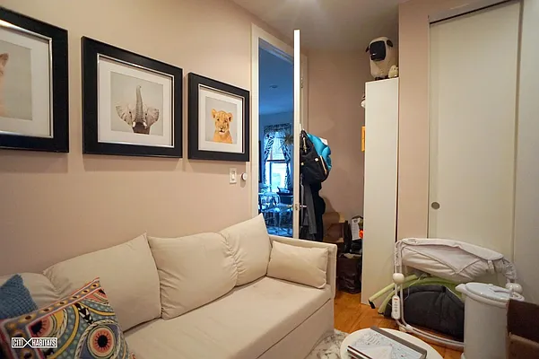 Rented by Citi Habitats | media 22