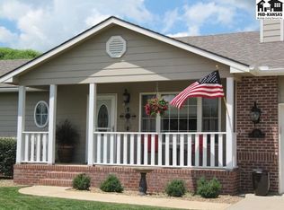 116 E 37th Ave, Hutchinson, KS 67502