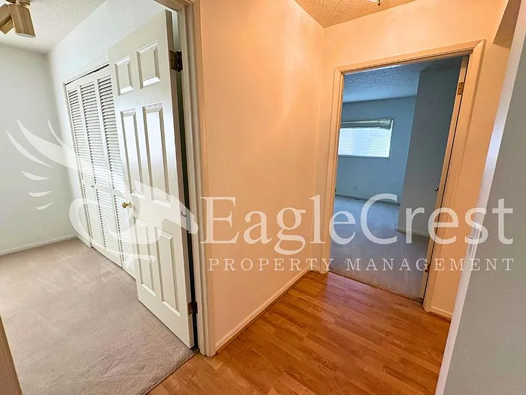 364 Catherine St #M1 — Photo 32