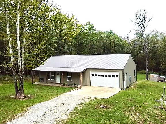 2nd image of 1120 Rodney Cutoff Rd