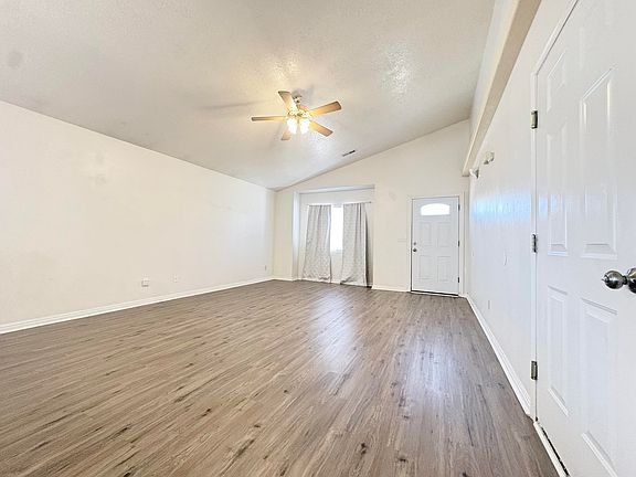 2nd image of 1469 N Cedar Blvd