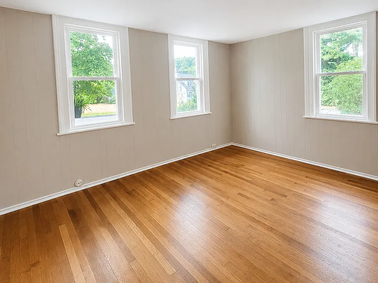 561 Hopewell Rd #1 — Photo 19