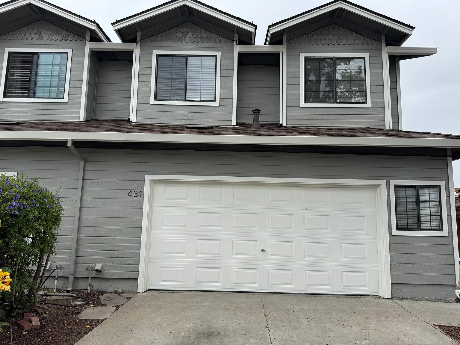 3 bed, $3,995 — Photo 2