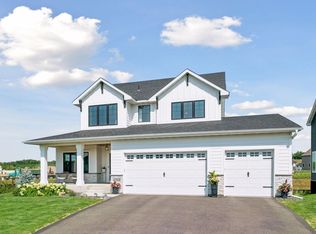 15804 Wyoming Ave, Savage, MN 55378