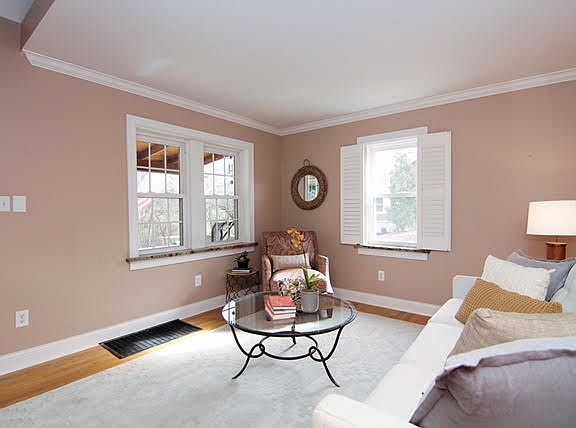 5th image of 109 Hudson Ave