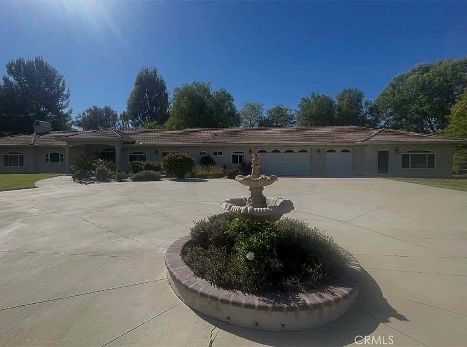 1st image of 29781 Pasada Rd
