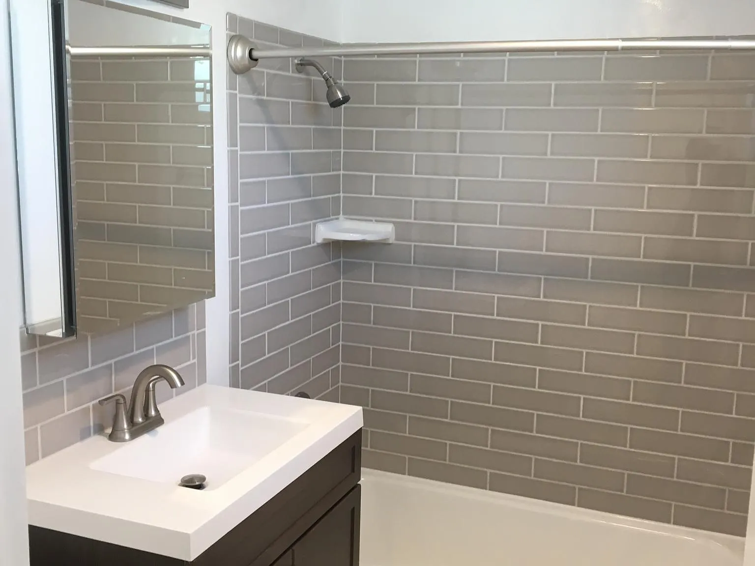 2 bed, 750 sqft, $3,800 — Photo 4