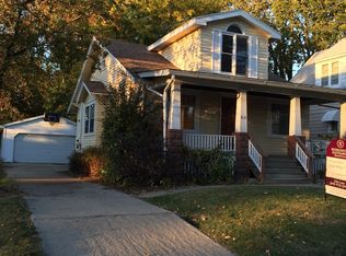 810 E Wood St, Bloomington, IL 61701