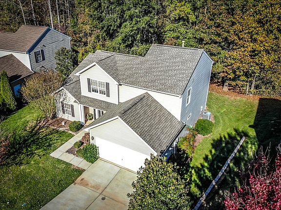 VERY PRIVATE IN BACK